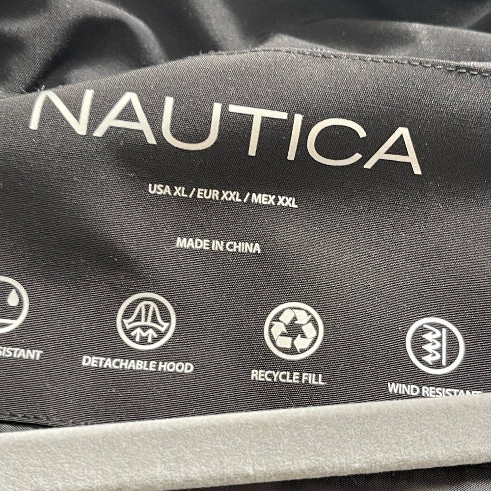 Black Puffer Coat with Detachable HoodFur Trim LIKE NEW Water/Wind Resistant - Picture 11 of 16